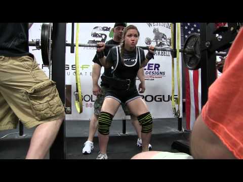 Katie Carroll | Squats 265# at 132BW | The Dirty Gym - 2014