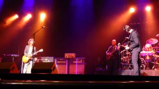 Joe Bonamassa, Billy Squier - Look Over Yonders Wall - 5/18/13 Beacon Theater, NY