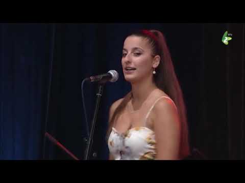 KED KVITLI OVOCI - Marina ROMAN i Kristina AFIČ