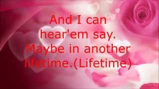 Sabrina Carpenter - Two Young Hearts - Lyrics