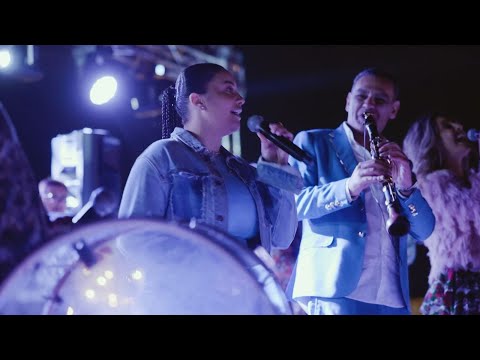 Betty Salam - Taci, iubeste-mă | Official Video