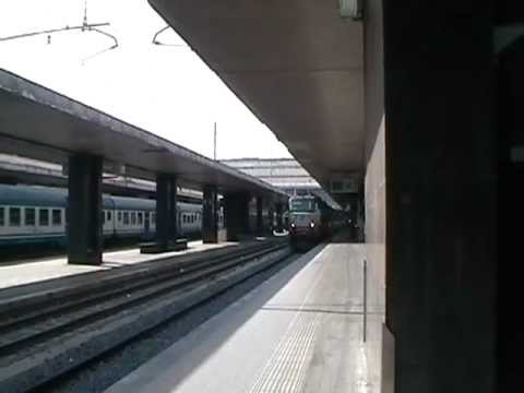 E656.058 in partenza con l' IC 707 Roma Termini - Taranto