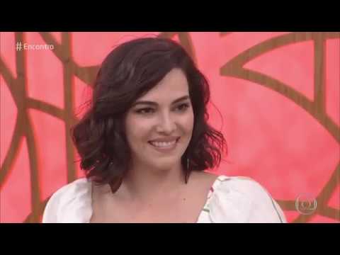 Encontro com Fátima Bernardes 24/12/2018 - Tainá Müller fala do especial O Natal Perfeito