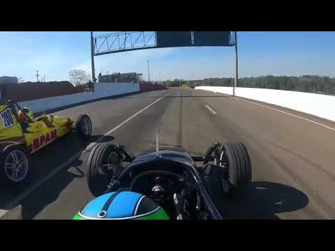 Acidente na largada da 1ª prova da 5ª etapa da Copa ECPA de FVee