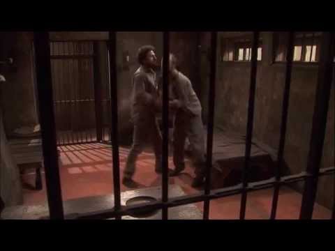 Momentos C&A: Conrado muele a golpes a Romualdo