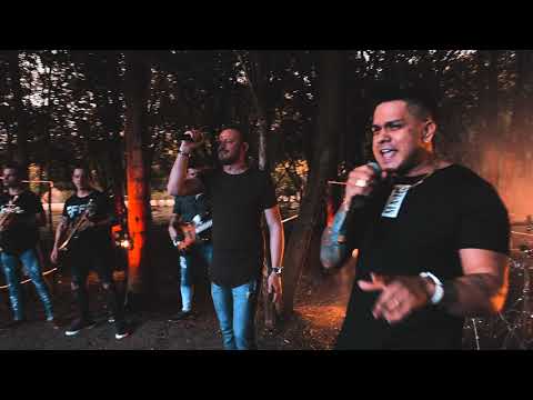 Banda Rainha Musical -  "No Fim Eramos três"