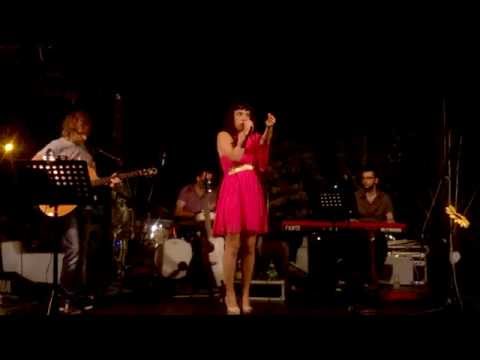 Angelica Lubian Band 'KISS' (cover Prince)