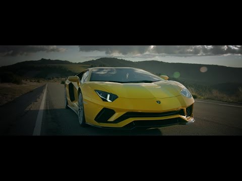 Lamborghini Aventador S en acción 