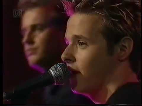911 boyband, A little bit more (live 1999), Lee Brennan, Jimmy Constable, Spike Dawbarn
