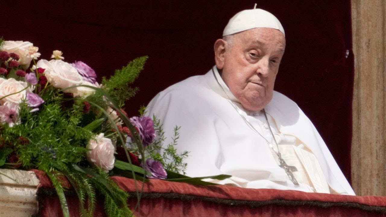 EM DIRETO: Praça de S. Pedro, no Vaticano, após o anúncio da morte do Papa Francisco