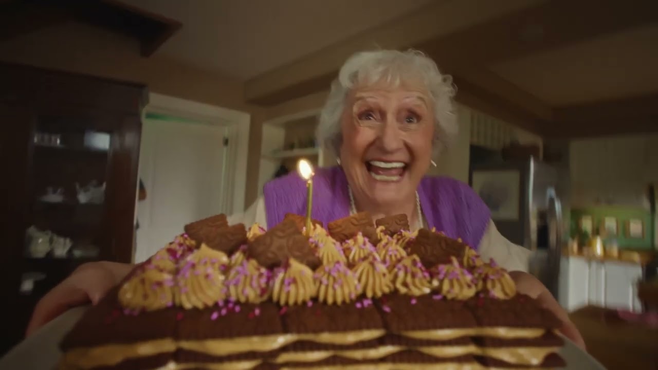 Chocolinas cumple 50 años y lo celebra con spot de agencia Cheche
