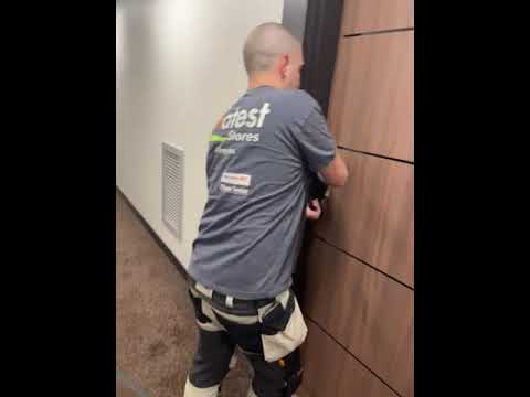 comment ouvrir une porte claquée sans cassé la serrure serrurier paris