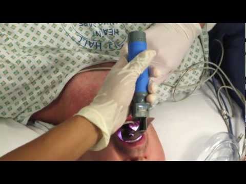 Demonstration of Flexicare BritePro Solo Laryngoscope