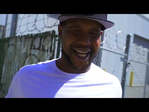 Hev Da Legend  Play It Raw ft Ronald Mack