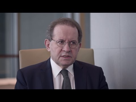 Vítor Constâncio interview: The Financial Stability Review November 2016