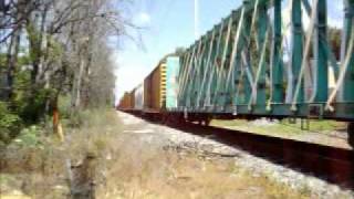 preview picture of video 'Westbound CSX Manifest Train at Glenolden/Ridley, PA'