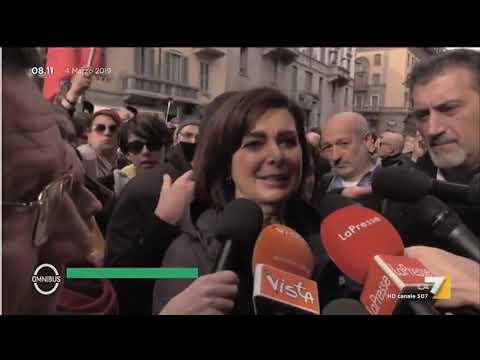 La manifestazione di Milano per l'integrazione: le voci della piazza