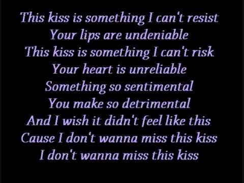 download lagu mp3 mp4 Lyrics This Kiss Carly Rae Jepsen, download lagu Lyrics This Kiss Carly Rae Jepsen gratis, unduh video klip Lyrics This Kiss Carly Rae Jepsen