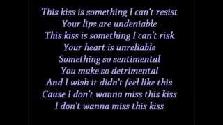 Carly Rae Jepsen - This Kiss (lyrics)