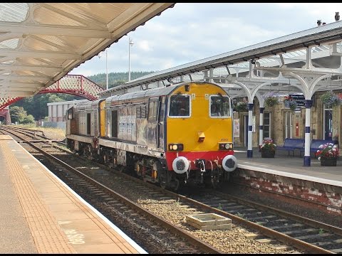 DRS Class 20 Diesel Locos Nos 20305 & 20303 at Hexham Station (0M60) - 2nd Sep 2014
