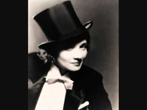 Marlene Dietrich sing Lili marleen German with verry nice pictures