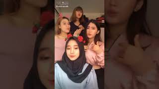 Download lagu Kamu sepuluh aku sebelas mp3 Download lagu Kamu sepuluh aku sebelas mp3