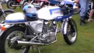 preview picture of video 'Ross motorbike Show 2009 Ross Ducati BMW R65ls Indian'