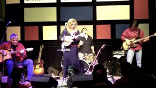 Terri Hendrix — &quot;A Thousand Times&quot; — Armadillo Christmas Bazaar 2010