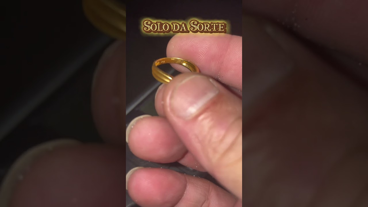 Caçada noturna na praia, achando ouro.   #metaldetector #detectordemetal #praia