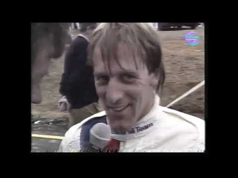 1990 Touring Cars @ Pukekohe - Winkelhock Spins Gravett