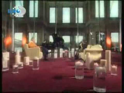 Sezen Aksu - Sen Ağlama & Git & Geri Dön [Şeffaf Oda - Canlı Performans]