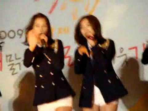 090922 SNSD - Etude [Tiffany Fancam]