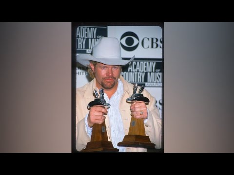 36th ACM Awards (2001) | Male Vocalist of the Year | Toby Keith