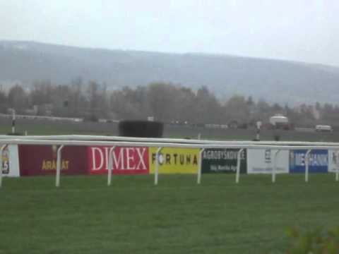 55. VELKÁ DUBNOVÁ CENA FACTORINGU ČS Rovina, kategorie: I, 1800m, 150 000 Kč