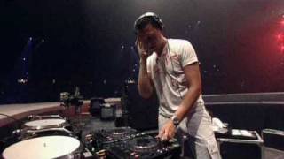 Tiesto - Tell Me Why - Live At Sensation White