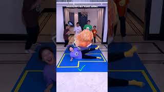 Roll Challenge, What Pose Will You Make! #Funny#Partygame#Familychallenge