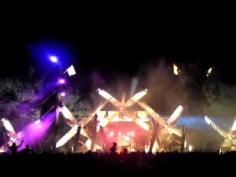 Q-Base 2011 Noisecontrollers & Wildstylez .MP4