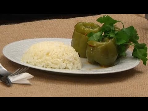 W-FOOD - Gine-Bissau Usulü Kıymalı Biber Dolması "Pimentão Recheado Com Carne Picada"