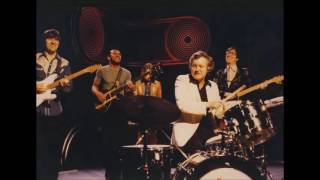 The Shadows - Shadoogie &#39;83