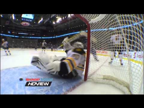 Lupul Goal - Bruins 2 vs Leafs 2 - Nov 30th 2011 (HD)