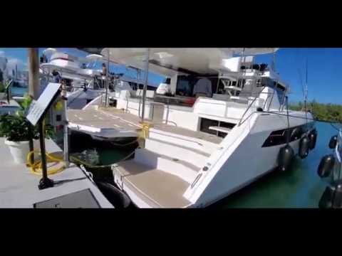2020 Miami Boat Show: Lagoon vs Leapard sail cats!