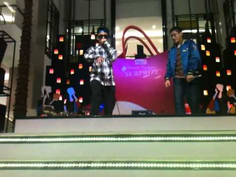 Dr.Del ft Y.M.T - Perjaka Muda