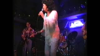 Rockabilly fever Wanda Jackson & Los Solitarios