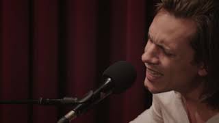 The Bony King Of Nowhere - The Barrel (AB Session) (Aldous Harding cover)