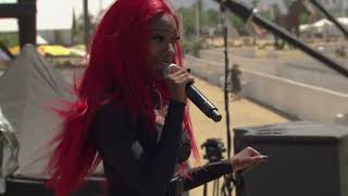 Reyna Roberts - Raised Right - Live at Stagecoach 2022