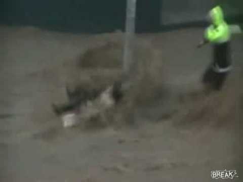 Flood Street Crossing Fail