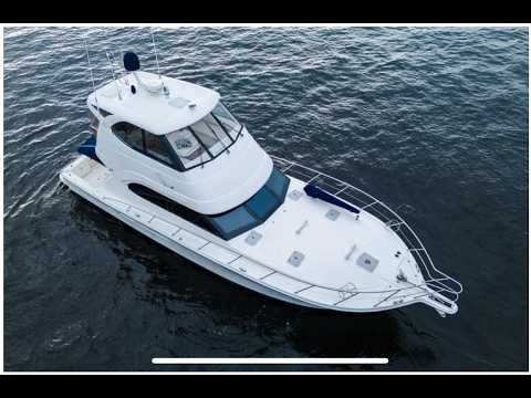 2009 Riviera 47 Enclosed Flybridge Series II 2009 Riviera 47 Video