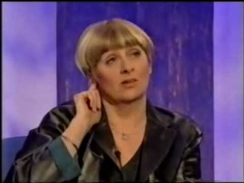 Victoria Wood- Interviewed on Parkinson 2000 - Childhood 1/4