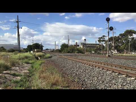 V/line VL75 and VL34 in Corio/Norlane heading into Geelong 27/3/2021