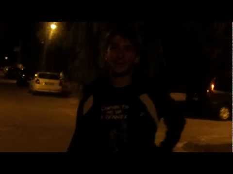 Muoio lalcolismo Il messaggio su un alcolismo soggetto come un problema